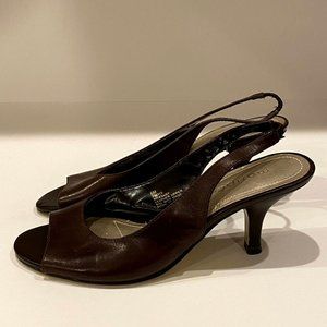 Maripe Brown Kitten Pump Heels